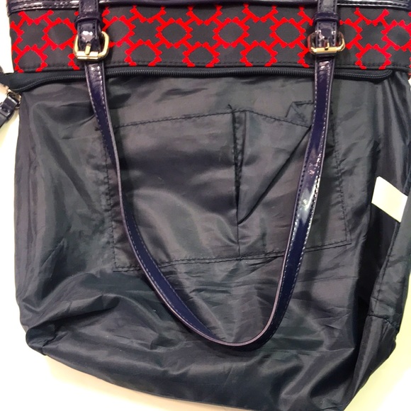 Tommy Hilfiger nylon bag in classic red and navy, EUC - Picture 10 of 12